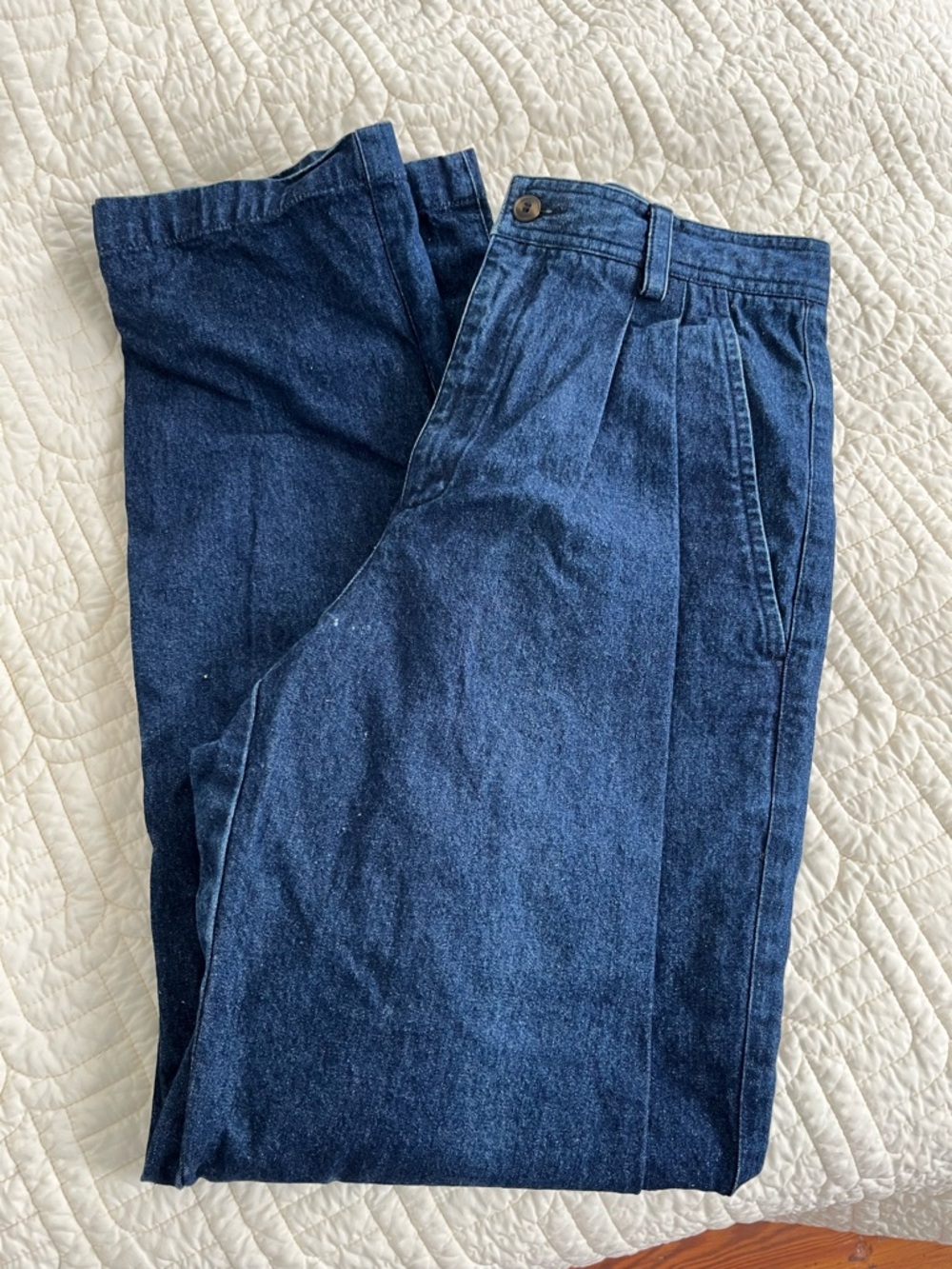 EUC VTG Dark Blue Denim Trousers, pleated, high rise